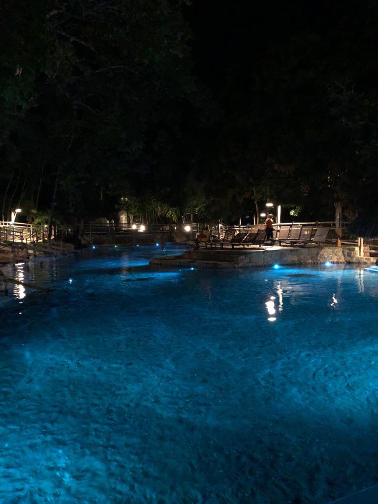 Parque das Fontes: 8 piscinas naturais de água quente para você curtir no  Rio Quente Resorts - Falando de Viagem